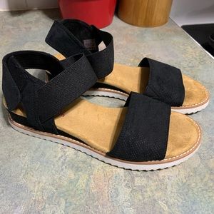 Bobs sandals